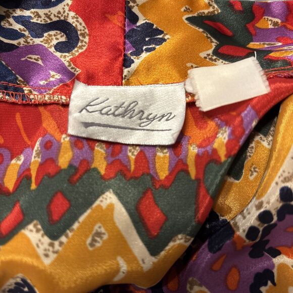 Vintage Size S/M Kathryn Short Red Robe Kimono Wrap Satin Retro Funky Disco - Picture 7 of 8